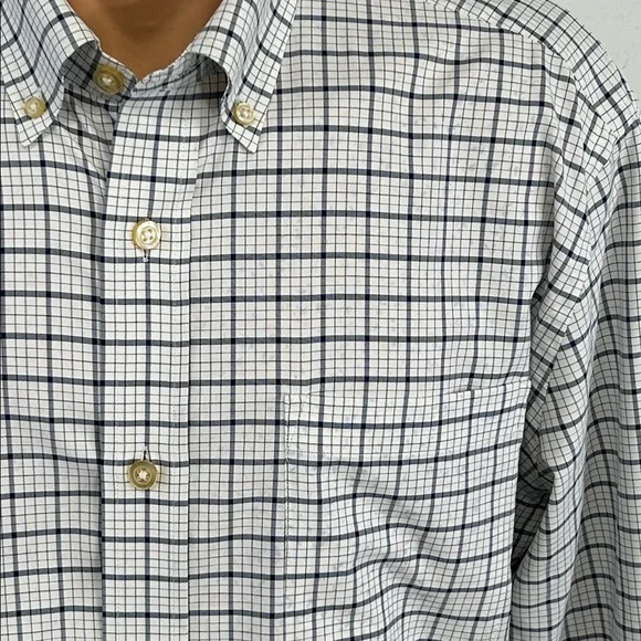 Orvis long sleeve button down collar shirt. L - Picture 4 of 9